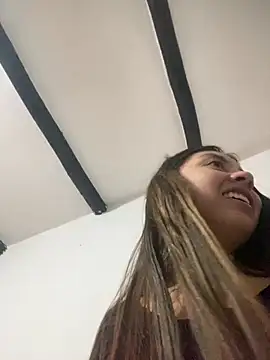 Sara-cooper2 - SHOW TITS + AHEGAO
