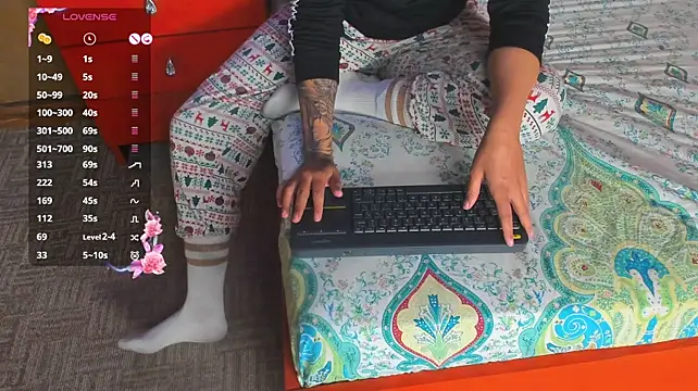 VallerieJones - bounce boobs