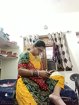 Heyy_Anshi - Show Pussy With Fingringss