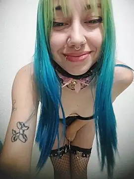 XRamona - Usar dildo