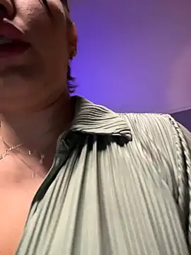 CleoLangley - Ass tease 🍑