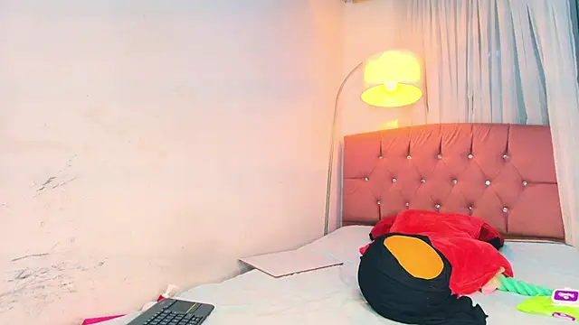 Candle_ll - Ride Gian dildo!