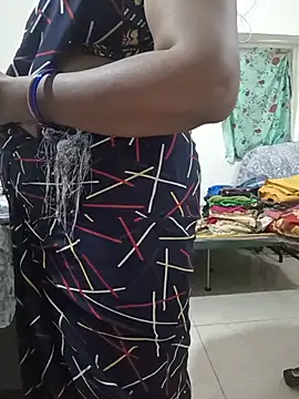 Tamil-hotwife - Pussy show 💦💦🫦🔥🔥