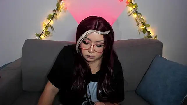 Valyi_ - Flash boobs + oil