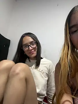 Lucy_lu01 - Show pussy and show tits