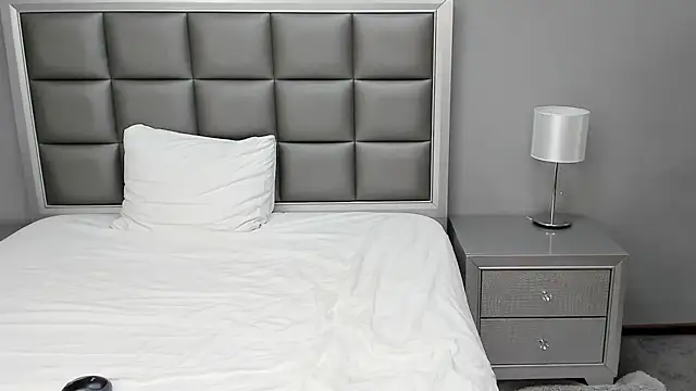 HellennSweett - spank booty x10
