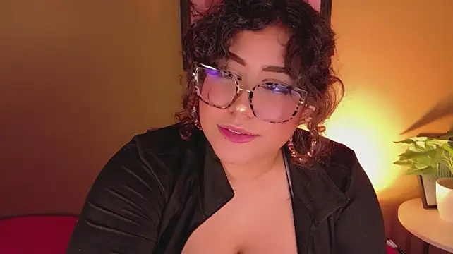 Maya_house - Blowjob and spit my boobs+milk