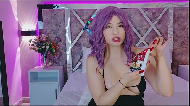 EmmaDuvall - Bounce and smack that ass for me