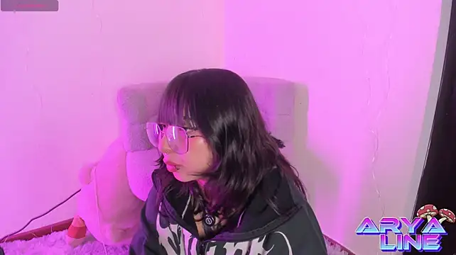 ArysUwU - SPANK ASS X5