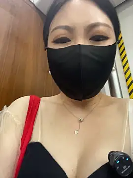 YummyLoveYou - 口交大鸡吧一分钟