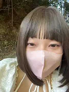 Ema_xx - ゴール達成で有料で盗撮アングルスクワット外でしちゃいます…♡♡