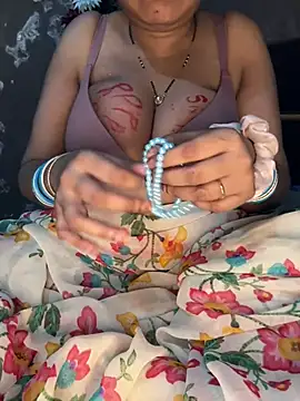 Hot__bhabhi_99 - Full Nude Remove One By One 💕💋
