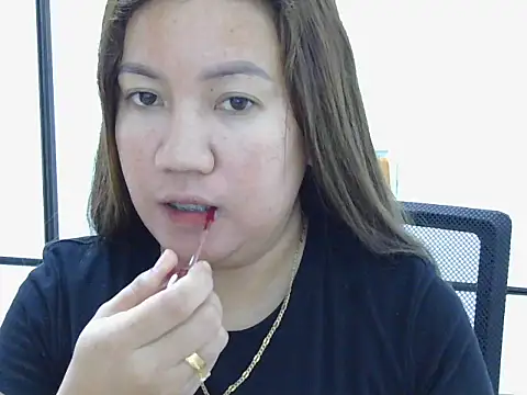 BangMywetmaturedcunt - make me horny and squirt my creamy puss