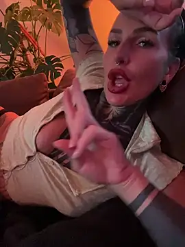 KathaleaNoir - Make me WET 💦
