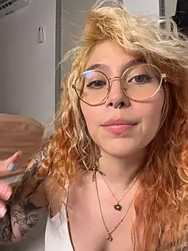 YunoRose_ - Finger in my pussy