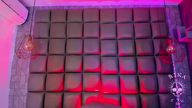 Kira_vance - dance+plug