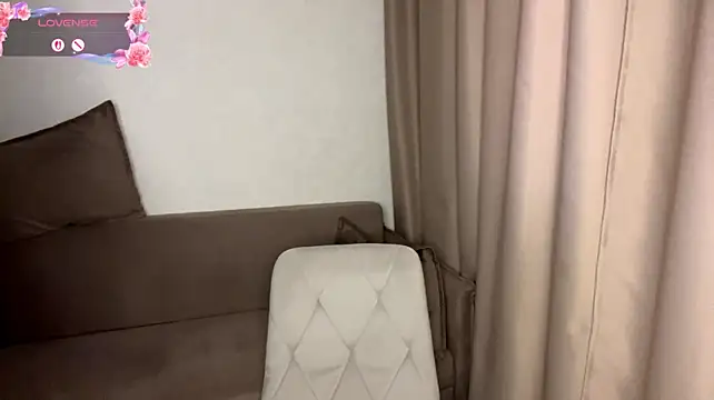 JennySky - SLAP MY TITS CLOSE TO CAM