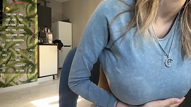 NatalieAnene - make nipples hard💥