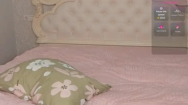 Rowan_Moth - spank ass in doggy