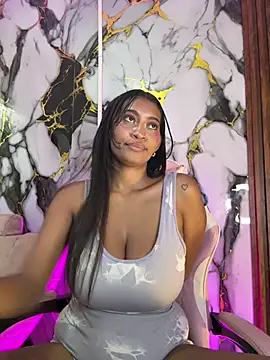 ALISSA_SMITH_ - SEE MY HUGE TITS 😏🤤