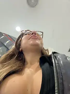 Jucie_Boom - MOVE PANTIES ASIDE AND SHOW THE G SPOT