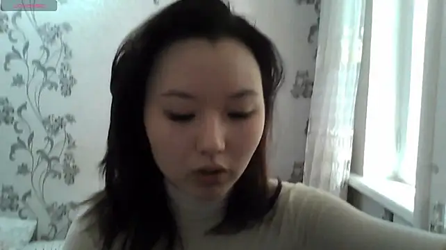 QuyenLuellen - Lick my sweet lips