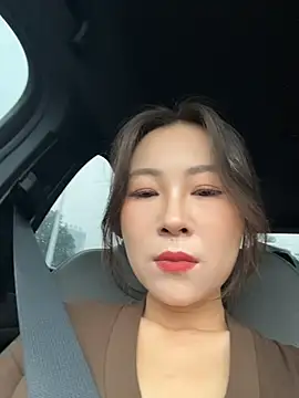 Eva10069 - 🍵景区脱内裤特写小穴