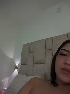 Nicolegh_ - Pop the balloon and challenge!