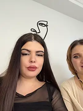 AmelliaDiamond - 2 gerl full naked