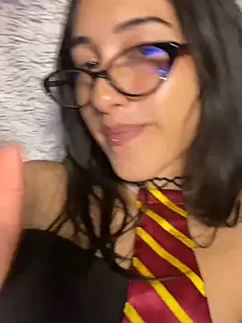 Kiss_Sophi - tease tip toy in