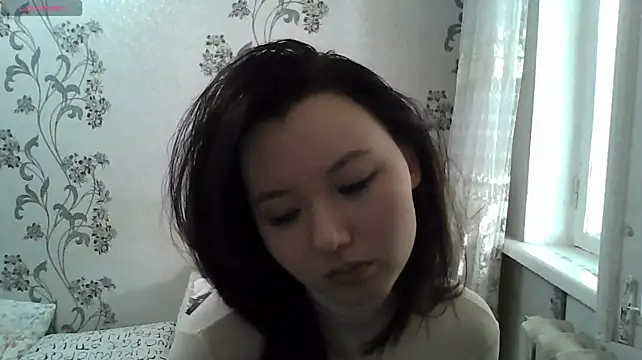 QuyenLuellen - Lick my sweet lips