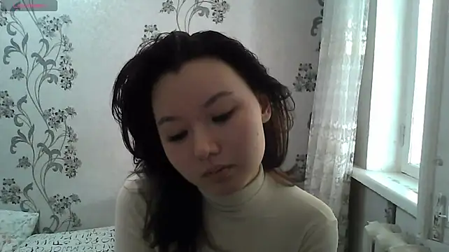 QuyenLuellen - Lick my sweet lips