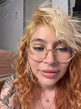 YunoRose_ - Finger in my pussy