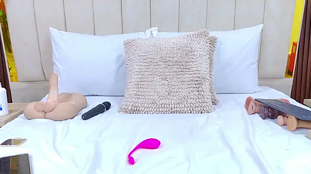 Sophie_Vega - FUCK MY SEXY PUSSY (3MN) 💦😈