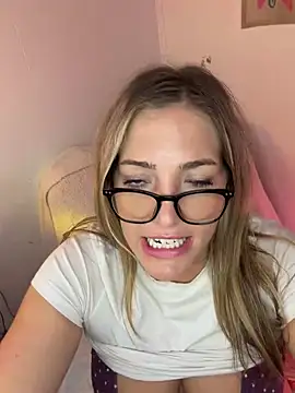 Hollyharmd - Cum show for Daddy 🥵