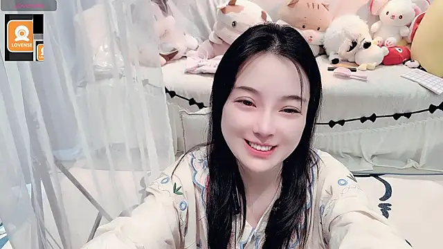 AKiKi711 - 爱是生活的礼物不是生活的稻草