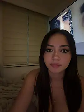 Abbymnd1 - Suck boobs 😈😈