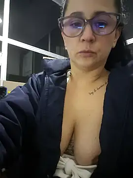 Sex_Annie - Masturbating in the office