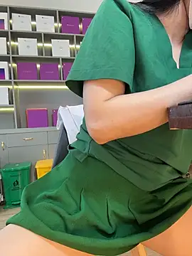 Secretly_masturbating - Masturbation and big squirt at the clini
