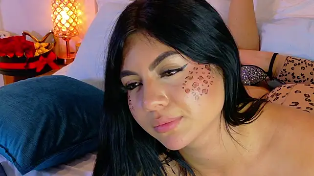 MiaNeill - This sexy little kitten will turn you on