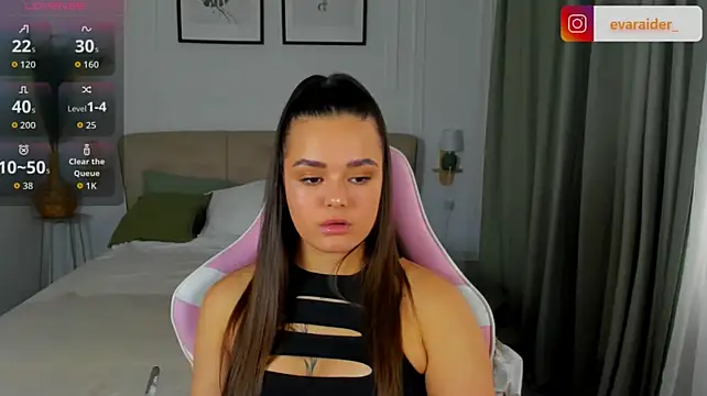 EvaRaider - kneads with two members with semen