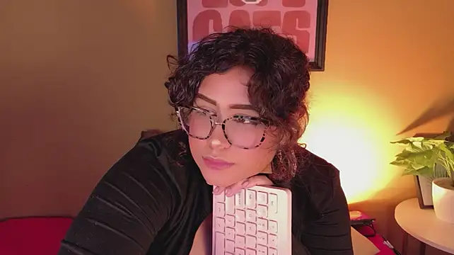Maya_house - plug anal+doggy+milk in my ass
