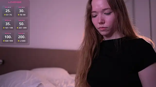 PinkyVenom__ - to show my buttcheeks closer