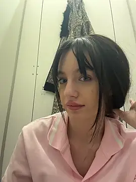 Lilonok - Naked show 7 min and play virgin pussy