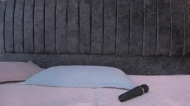 Lia_Cherry_7 - 5 min ctrl domi in my pussy