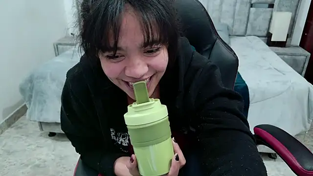 Laureentt_ - whip ass x 6