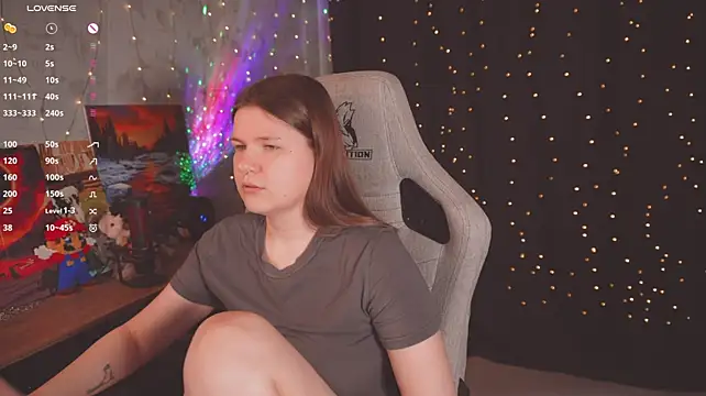 Cuteamberlyyy - DILDO IN PUSSY