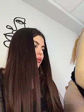 AmelliaDiamond - AmelliaDiamond fuck ass Adel with dildo