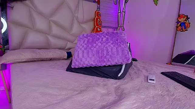 Kendal_rossi - wet squirt