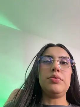Lucy_699 - Spank ass ((RED))🍑